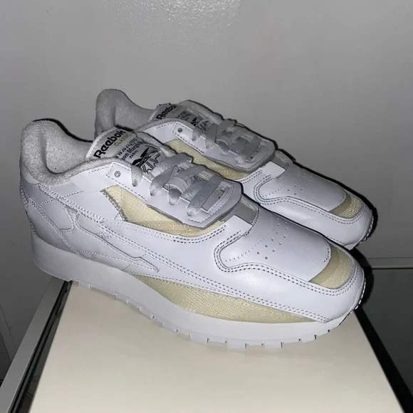 Maison Margiela x Reebok classic edition memory of sneakers 9US​​​​